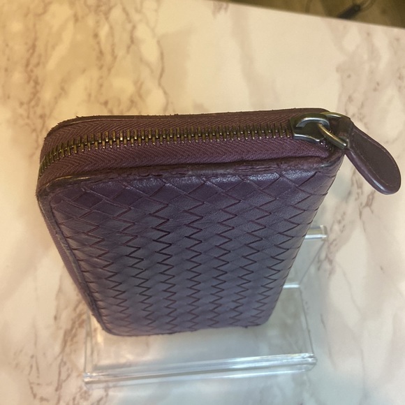 BOTTEGA LONG ZIPPY WALLET✨ - Picture 3 of 7